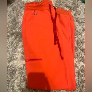 Figs Zamora scrub pants small tall